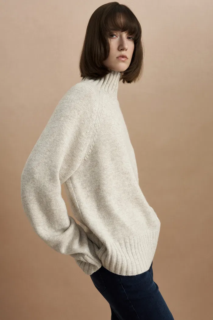 6451-keth-turtleneck-sweater-in-merino-cashmere-knit-1.webp