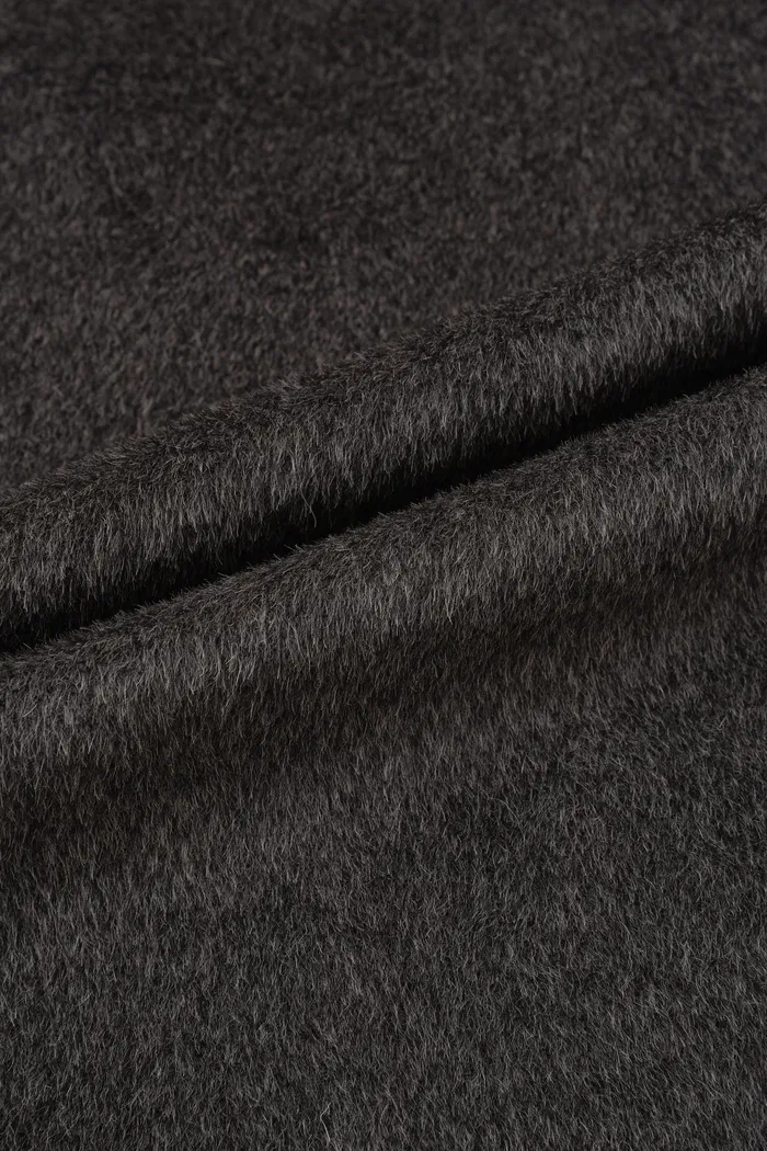 6535-deneb-long-coat-in-alpaca-wool-1.webp