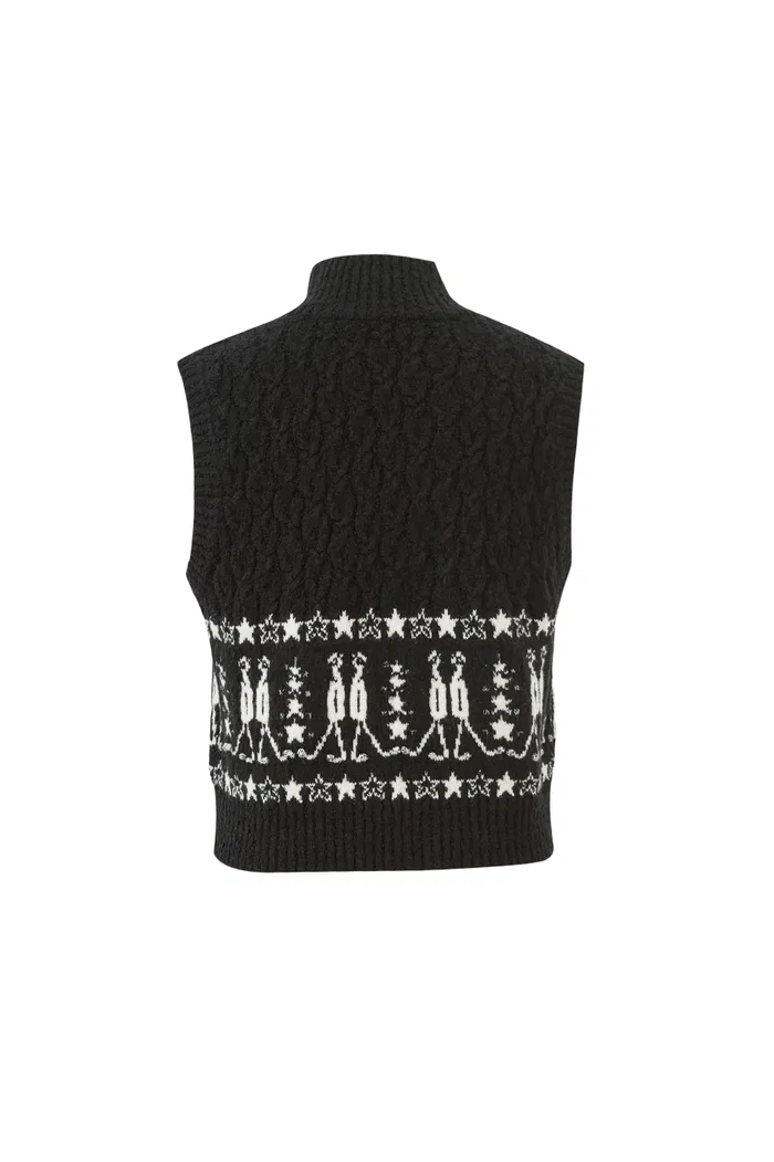 6551-star-walker-fair-isle-sleeveless-sweater-in-wool-pom-pom-yarn-knit-1.webp
