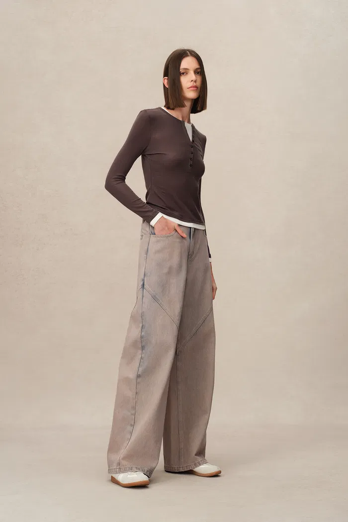 6647-ivy-wide-leg-jeans-in-washed-cotton-denim-1.webp