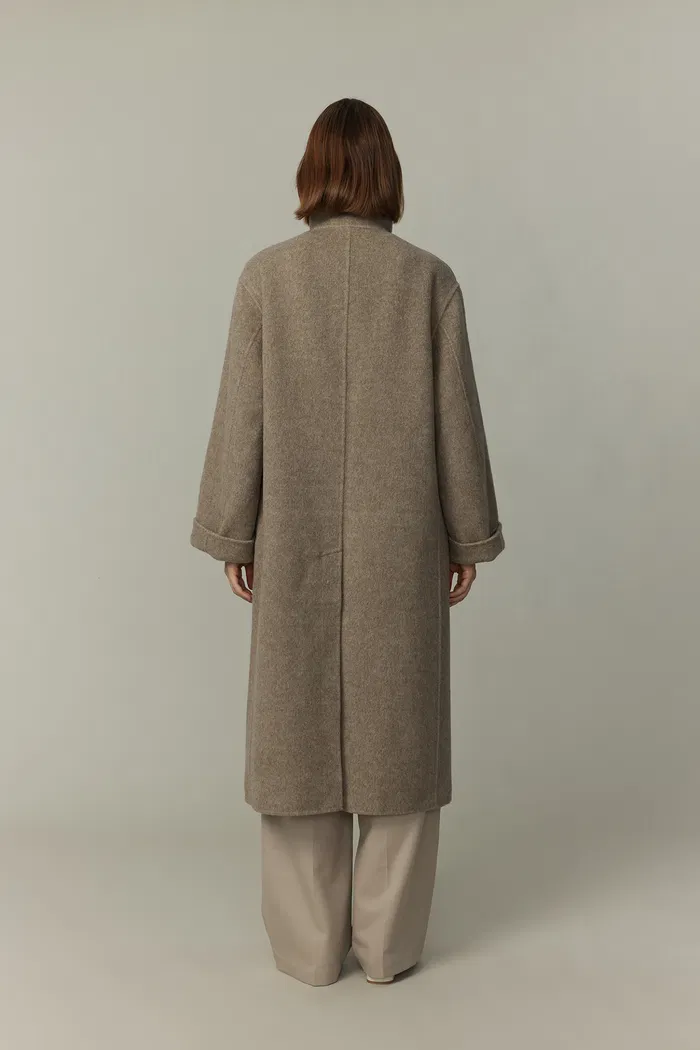 6797-ester-coat-in-merino-alxa-camel-down-blend-1.webp