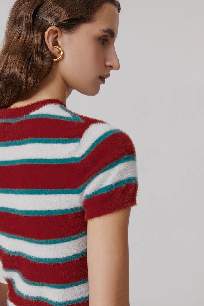 6853-amber-striped-sweater-1.webp