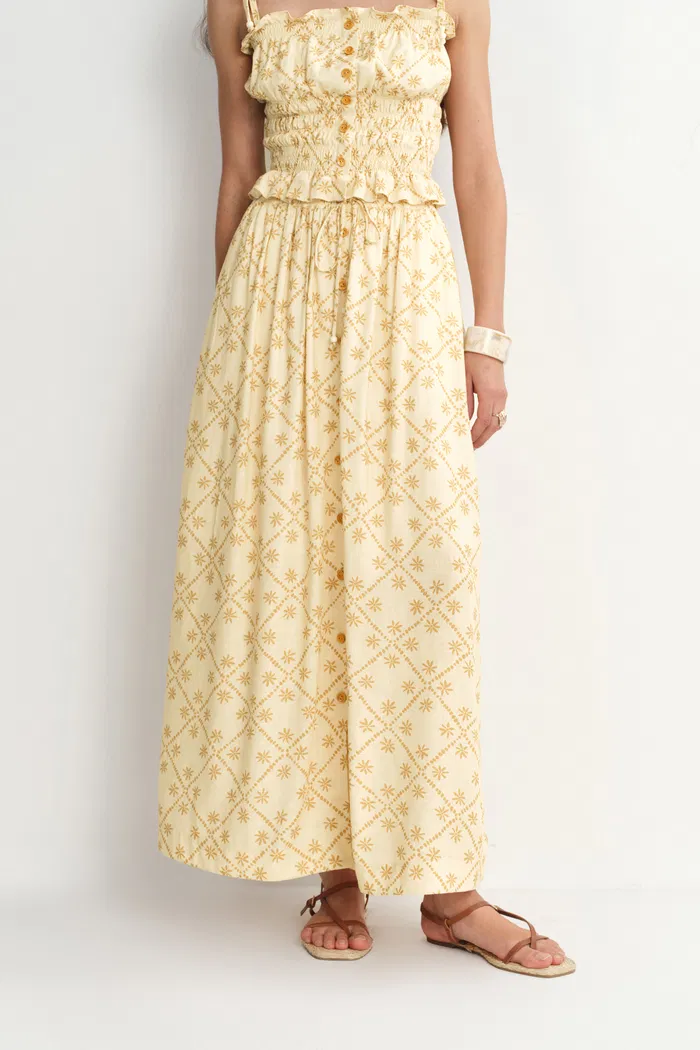 6879-lalia-flora-top-and-maxi-skirt-matching-set-in-linen-blend-1.webp