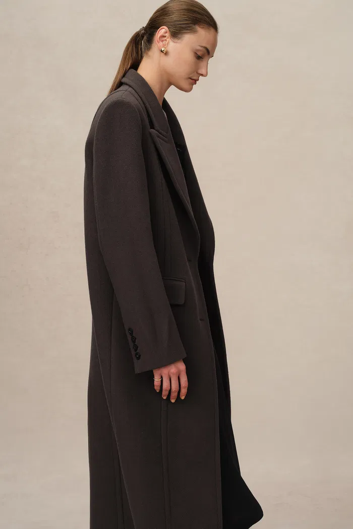 6934-sylvia-tailored-coat-in-cashmere-single-face-cloth-1.webp