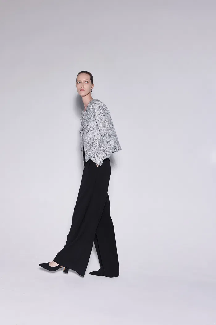 6966-iris-shimmering-silver-jacket-in-sequined-tweed-1.webp