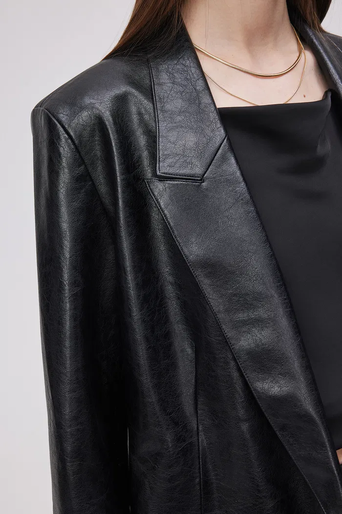 6972-drake-jacket-in-waxed-faux-leather-1.webp