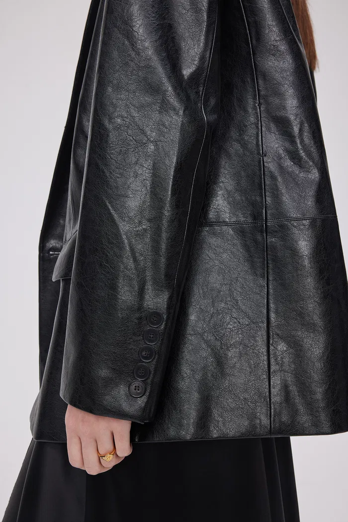 6972-drake-jacket-in-waxed-faux-leather-1.webp
