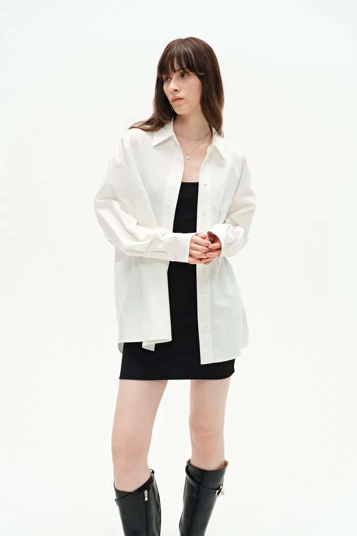 7030-linda-button-up-shirt-in-oxford-cotton-1.webp