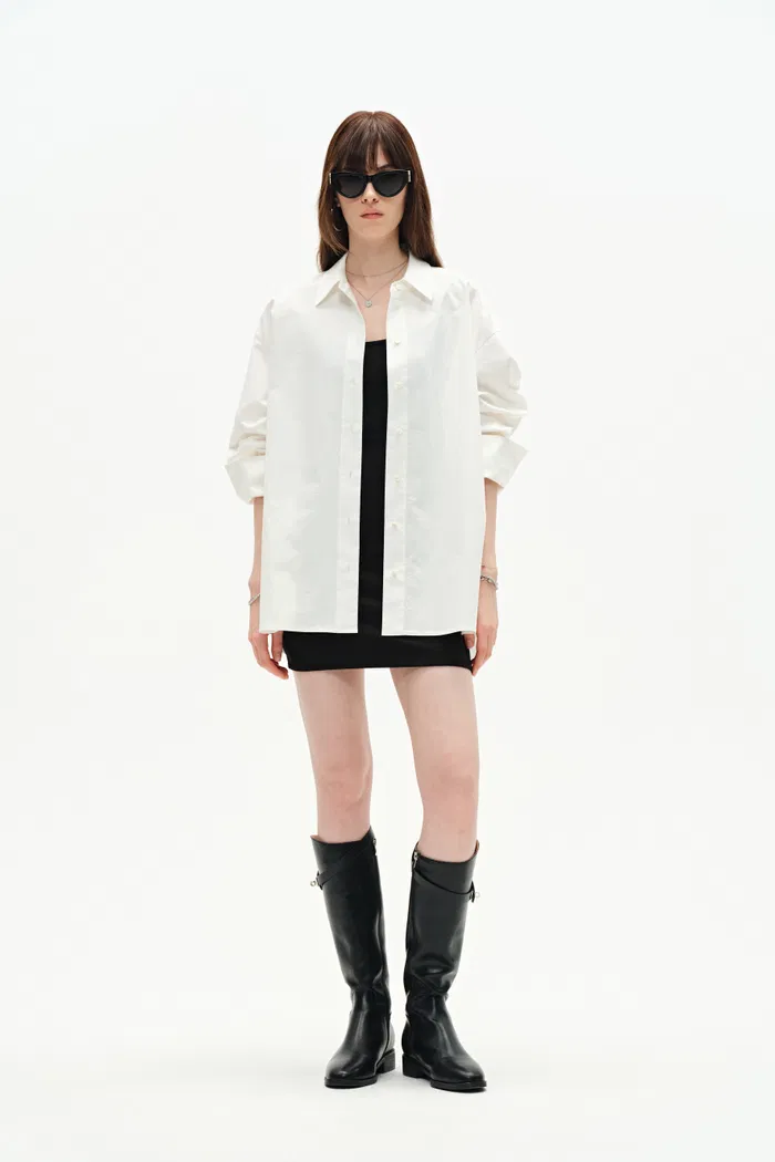 7030-linda-button-up-shirt-in-oxford-cotton-1.webp