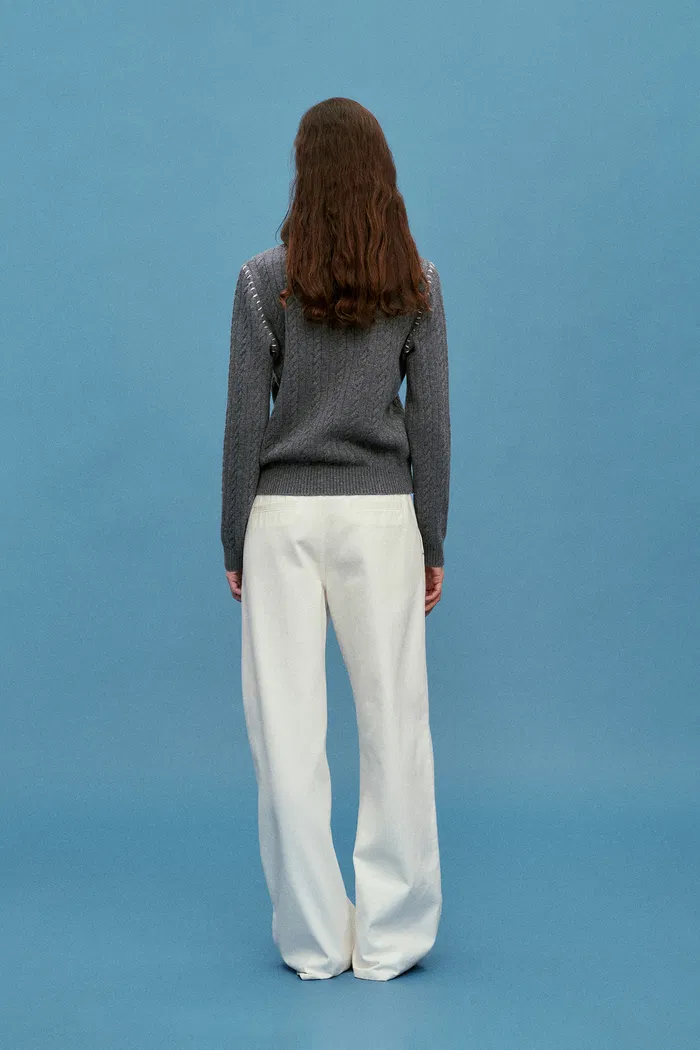 7084-nova-sweater-in-merino-cashmere-cable-knit-1.webp