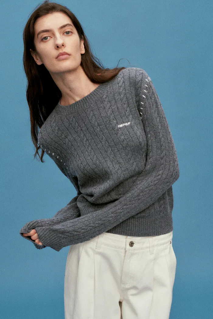 7084-nova-sweater-in-merino-cashmere-cable-knit-1.webp