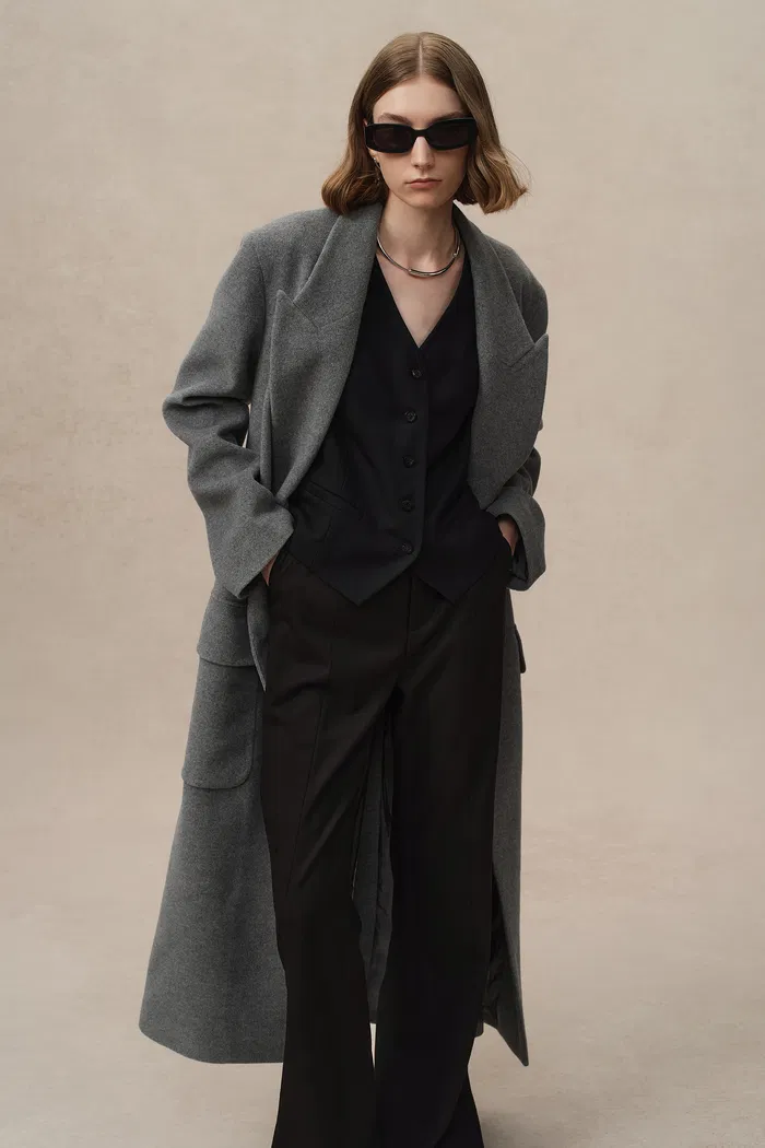 7092-stanley-lounge-robe-inspired-coat-in-wool-alpaca-melton-1.webp