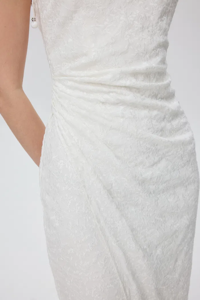 7130-reel-tie-strap-dress-in-double-crepe-silk-1.webp