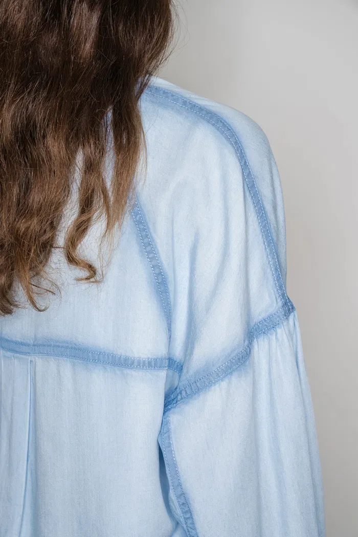 7152-ciel-hand-sprayed-shirt-in-tencel-denim-1.webp
