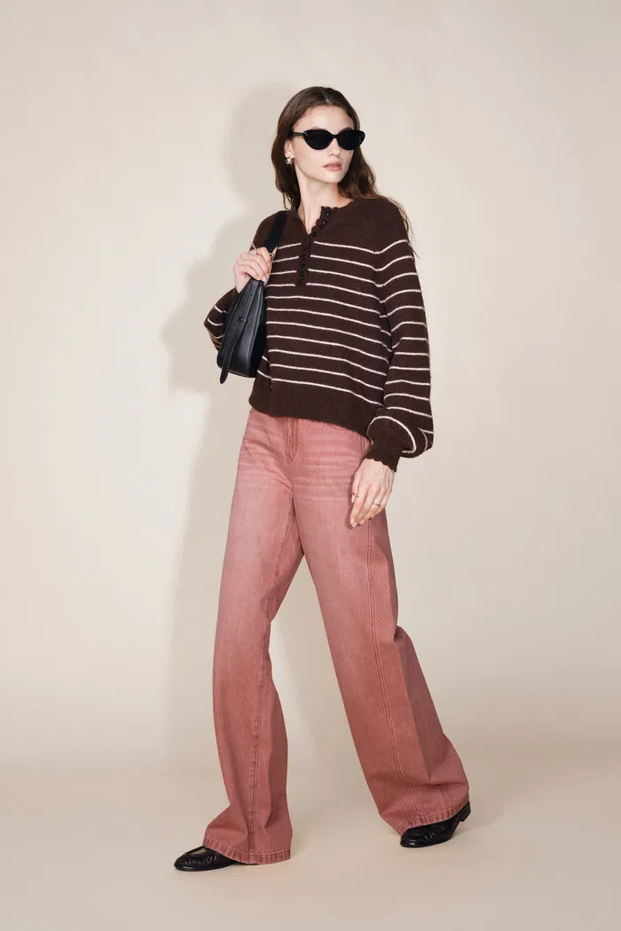 718-sylvie-light-brown-curved-jeans-in-cotton-denim-1.webp