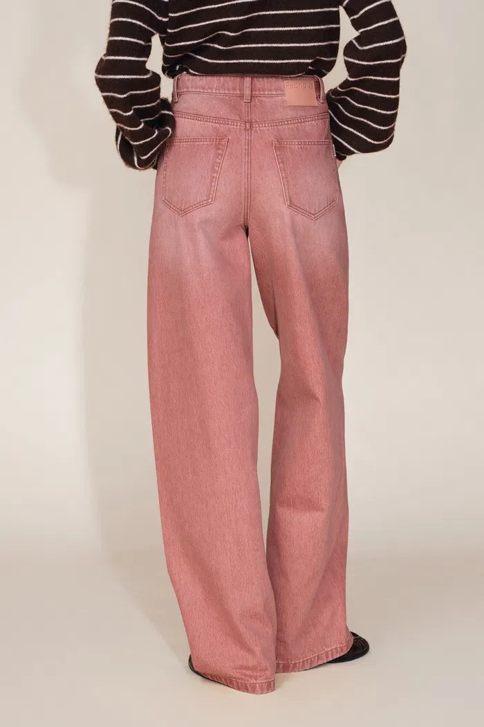 718-sylvie-light-brown-curved-jeans-in-cotton-denim-1.webp