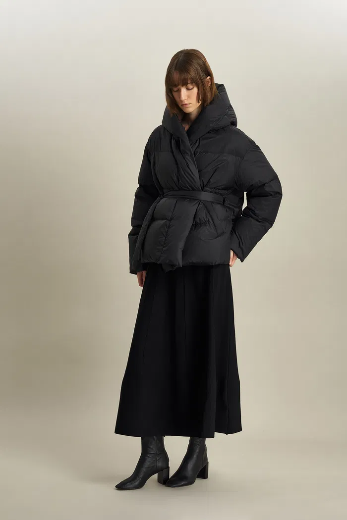 7238-iliana-water-repellent-hooded-lightweight-duck-down-jacket-in-ultra-light-fabric-1.webp