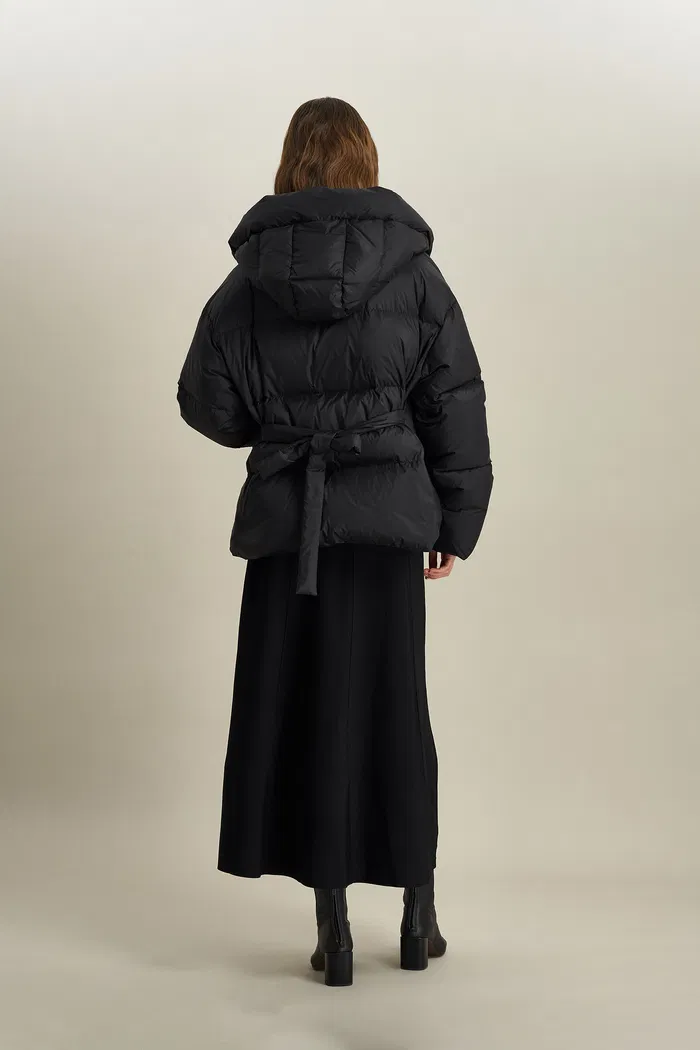 7238-iliana-water-repellent-hooded-lightweight-duck-down-jacket-in-ultra-light-fabric-1.webp