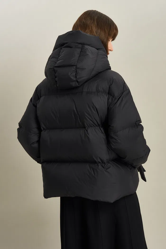 7238-iliana-water-repellent-hooded-lightweight-duck-down-jacket-in-ultra-light-fabric-1.webp