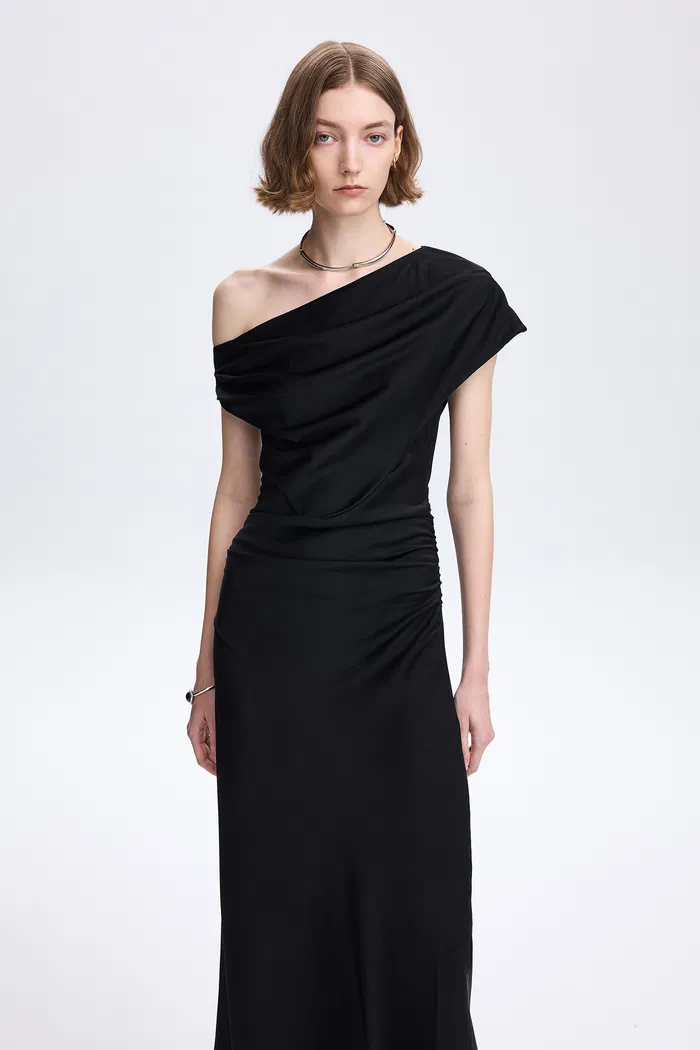 7299-eirlys-one-shoulder-gown-1.webp