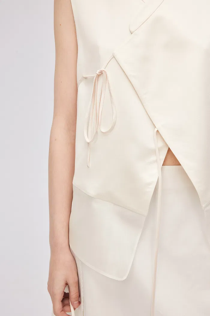 7307-cindy-new-oriental-top-in-silk-wool-blend-1.webp
