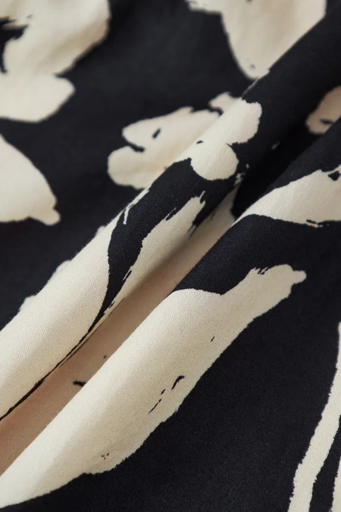 7315-radiant-print-skirt-in-matte-cotton-1.webp