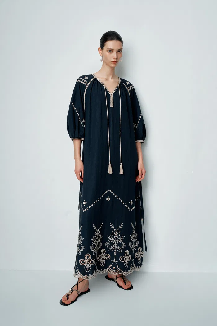 7358-antonia-embroidered-robe-dress-in-linen-blend-1.webp