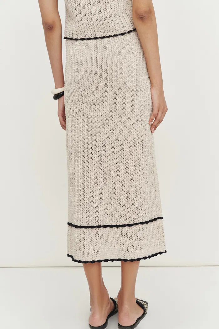 7380-palma-hand-embroidered-daisy-applique-crochet-skirt-in-cotton-linen-blend-1.webp
