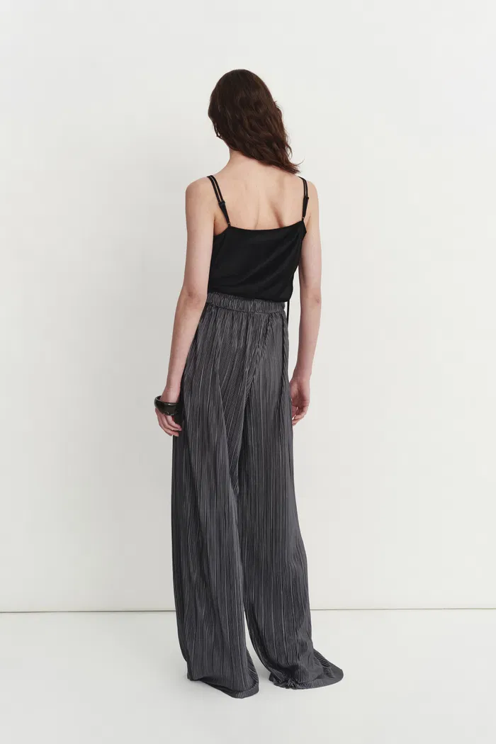 7400-vesper-belted-reflective-pants-in-pleated-microfiber-1.webp