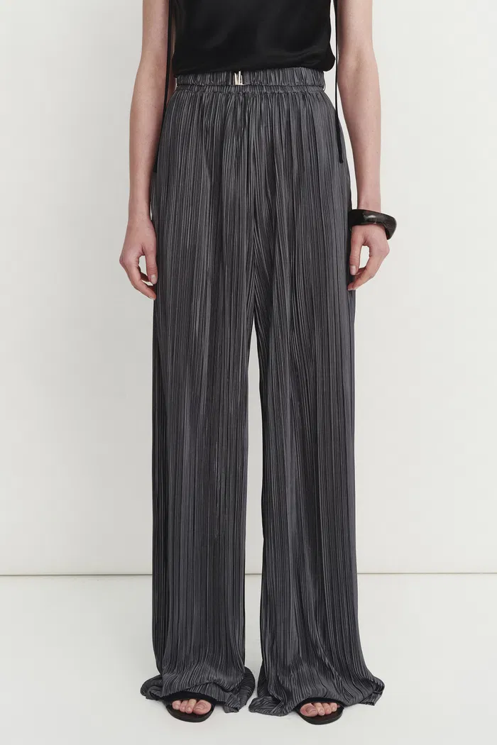 7400-vesper-belted-reflective-pants-in-pleated-microfiber-1.webp