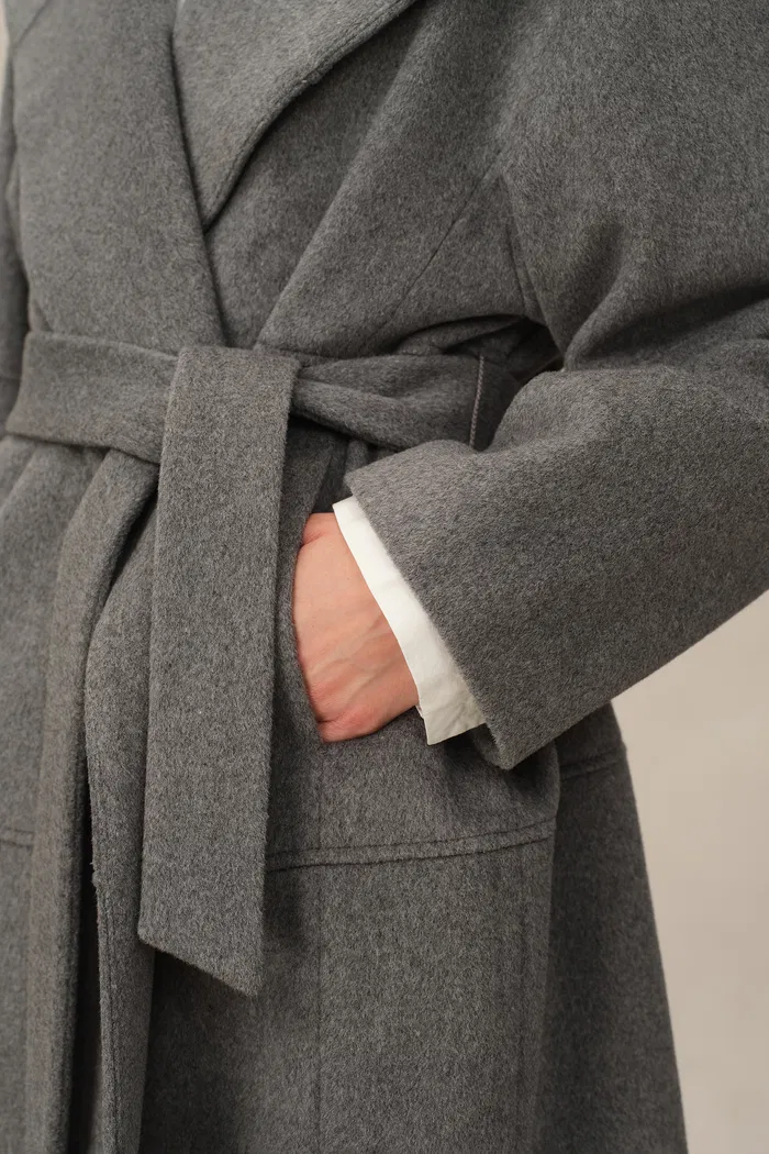 7426-chesterfield-multi-piece-structure-hooded-coat-in-wool-cashmere-1.webp