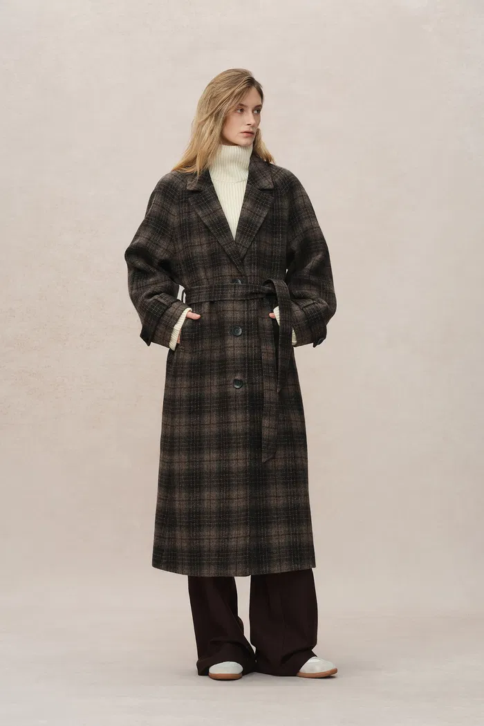 7434-virginia-plaid-overcoat-in-wool-1.webp