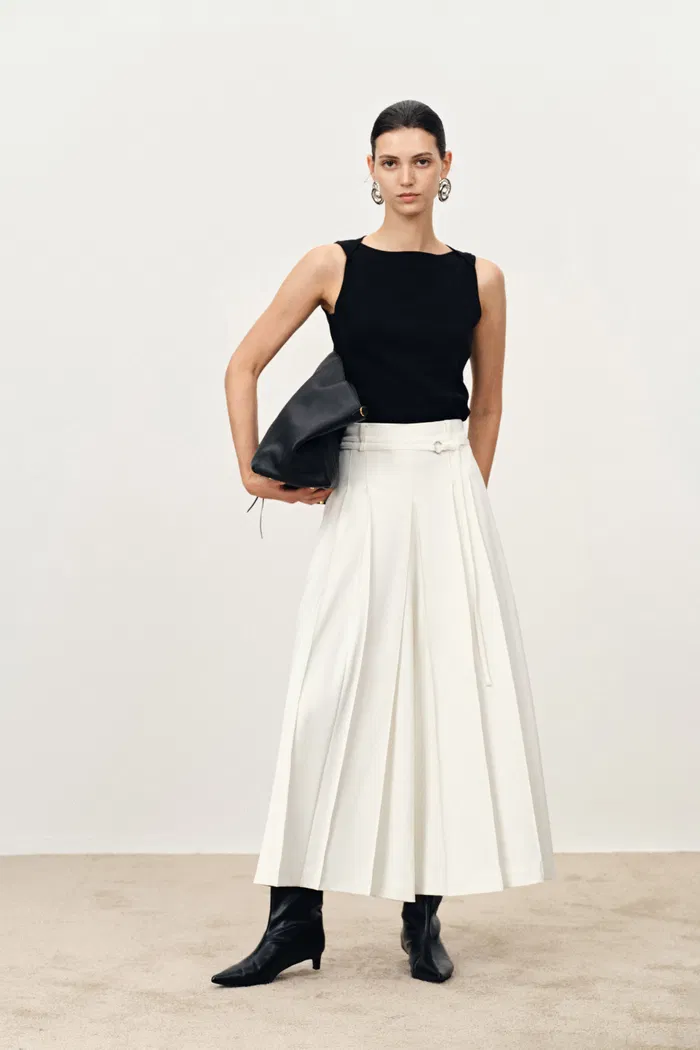 756-mignon-anti-transparency-wide-leg-culottes-in-lightweight-suiting-1.webp