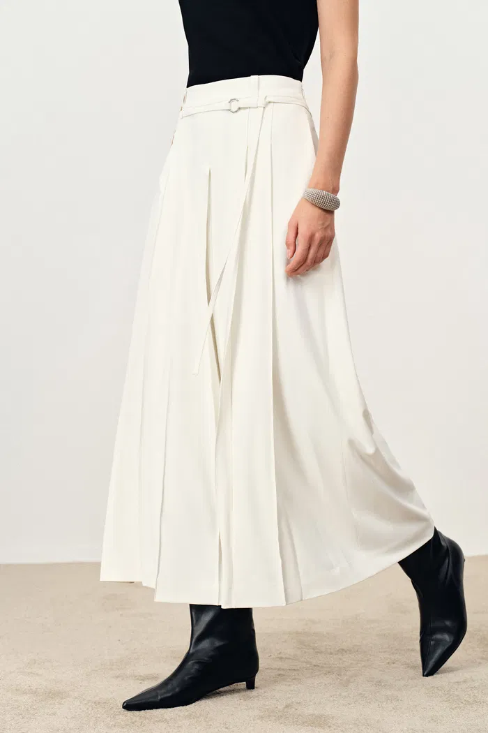 756-mignon-anti-transparency-wide-leg-culottes-in-lightweight-suiting-1.webp