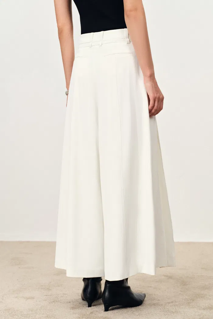 756-mignon-anti-transparency-wide-leg-culottes-in-lightweight-suiting-1.webp