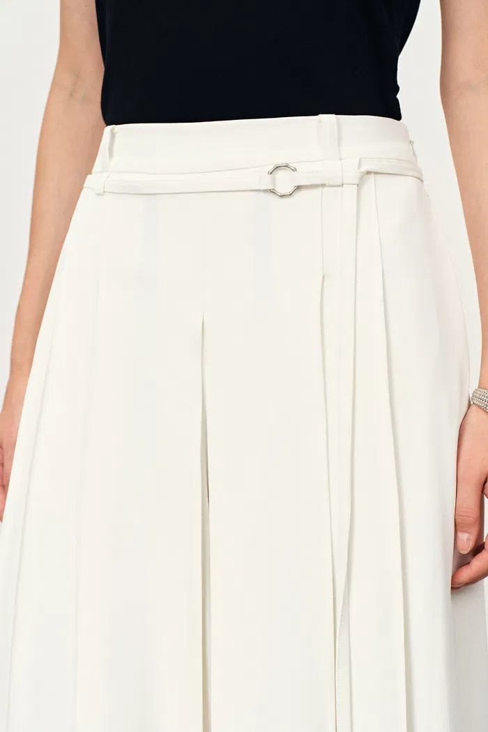 756-mignon-anti-transparency-wide-leg-culottes-in-lightweight-suiting-1.webp