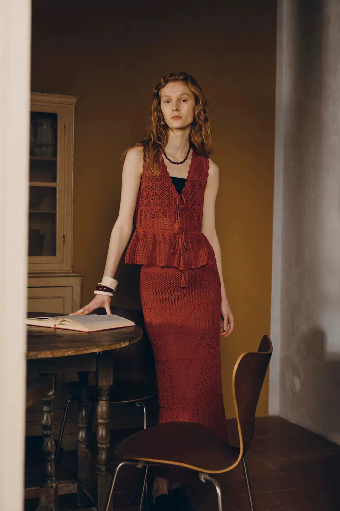 7622-grazia-heart-shaped-openwork-sleeveless-top-and-skirt-set-in-linen-blend-1.webp