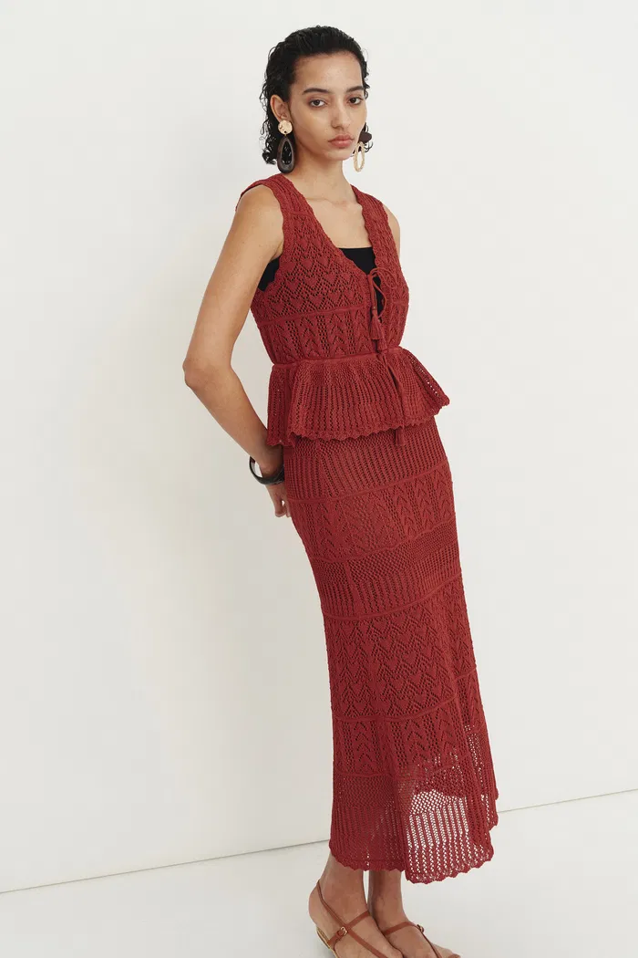 7622-grazia-heart-shaped-openwork-sleeveless-top-and-skirt-set-in-linen-blend-1.webp