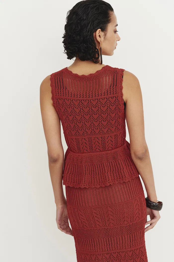 7622-grazia-heart-shaped-openwork-sleeveless-top-and-skirt-set-in-linen-blend-1.webp