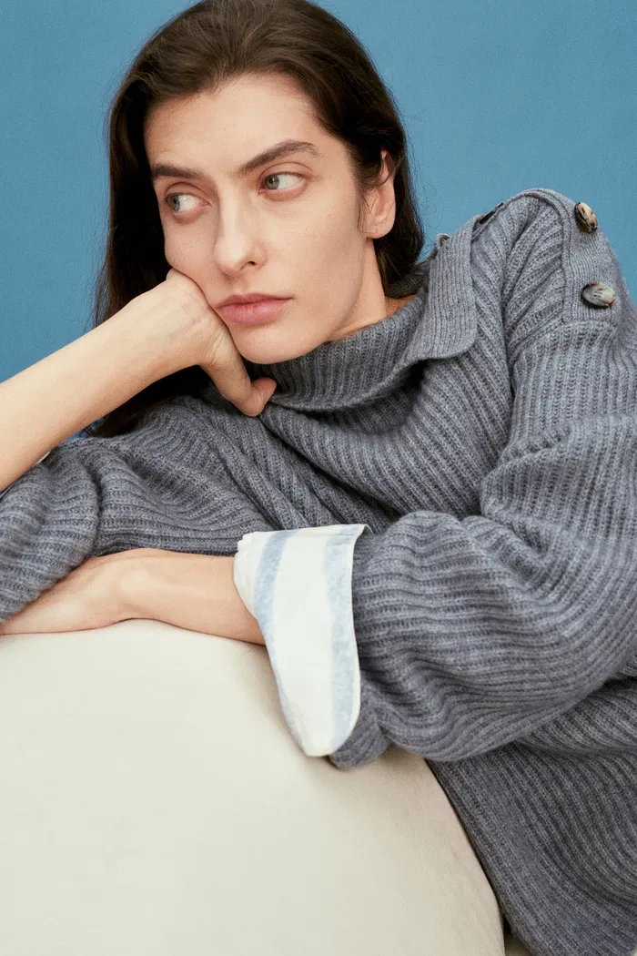 7718-soleil-sweater-in-merino-cashmere-knit-1.webp