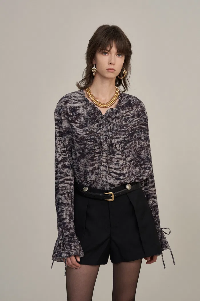 7726-kalina-hand-drawn-ruched-blouse-in-lightweight-wrinkle-resistant-fabric-1.webp