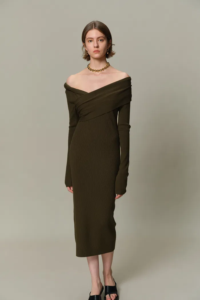 7732-veronica-fitted-dress-in-anti-pilling-knit-1.webp