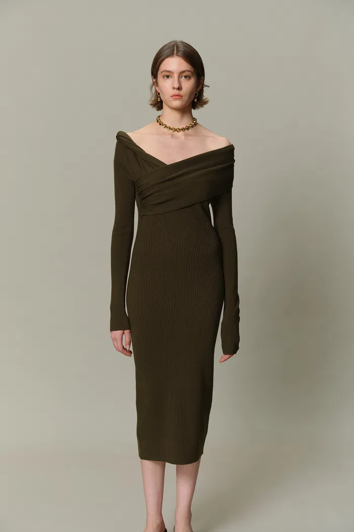 7732-veronica-fitted-dress-in-anti-pilling-knit-1.webp