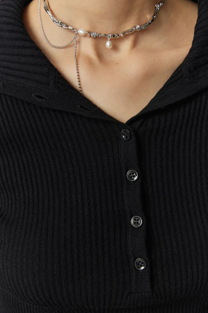 7744-olivia-fitted-top-in-merino-wool-knit-1.webp