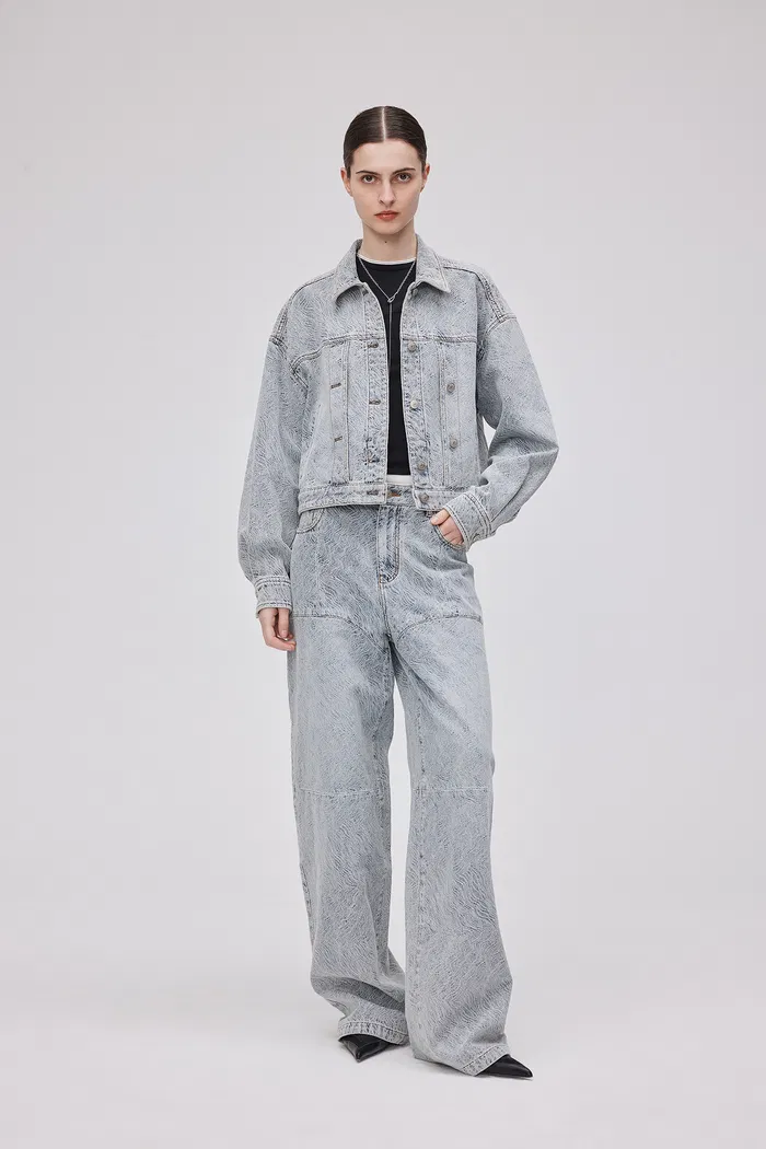 7752-eliana-textured-patchwork-jeans-in-jacquard-washed-denim-1.webp