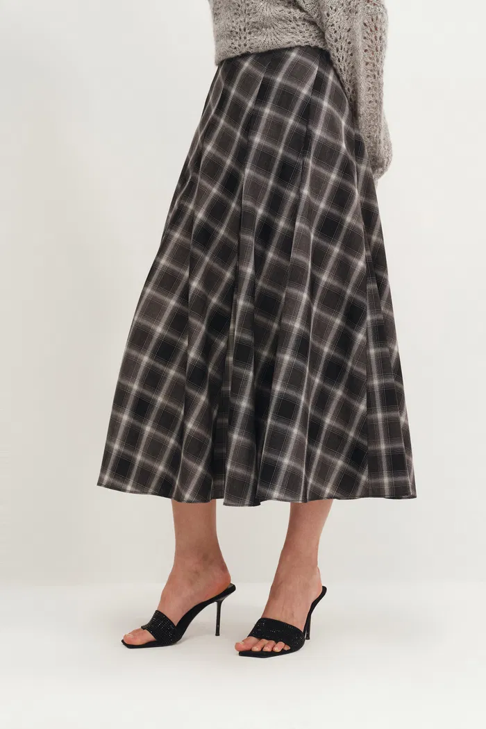776-xaviera-checkered-maxi-skirt-in-fine-wool-blend-1.webp