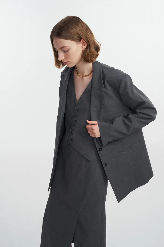 7813-cosmo-contrast-lined-blazer-in-wool-blend-1.webp