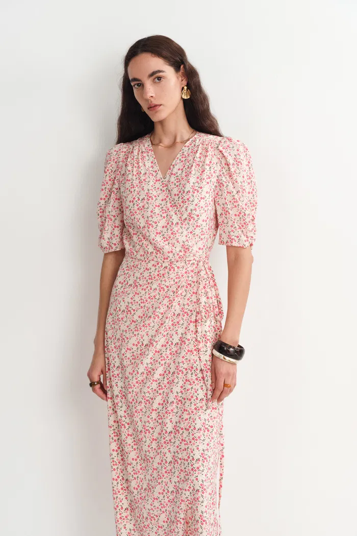 7872-teana-v-neck-floral-dress-1.webp