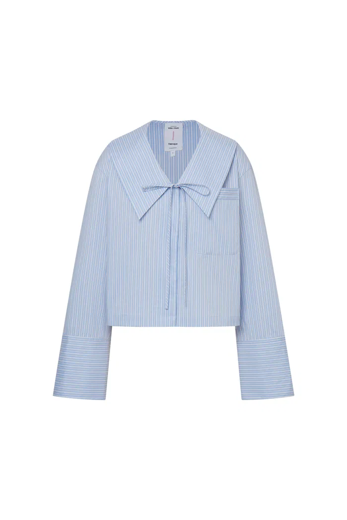7949-holkham-oversized-collar-striped-shirt-in-cotton-blend-poplin-1.webp