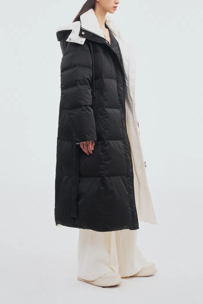 7993-carezza-reversible-two-color-down-jacket-1.webp